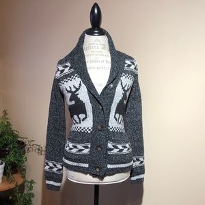 Knitted Sweater, Button Down, Pockets (size small)